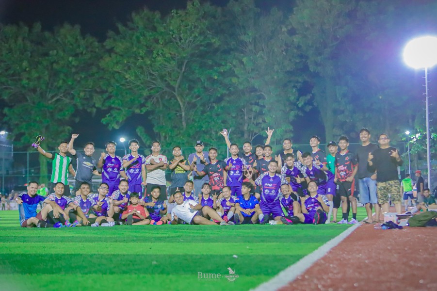 Laga Persahabatan, Rio Putra SH KBO Reskrim Pelalawan Antar Sahabat Media Tekuk Repdem Pelalawan 2-0