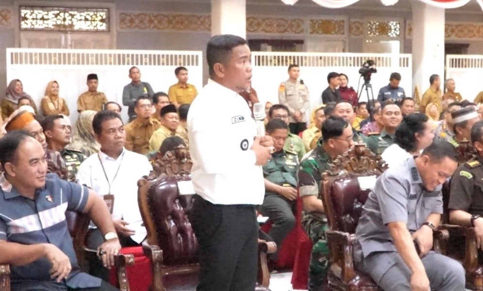 Bupati Pelalawan Paparkan Potensi Pertanian Pulau Mendol Dihadapan Mentan