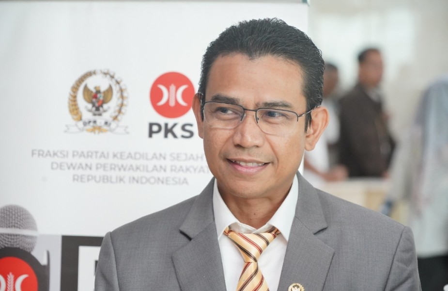 Dorong Pertumbuhan Ekonomi 8%, Hendry Munief Usulkan Adanya Pendamping IKM dan Kolaborasi Antar Kementerian