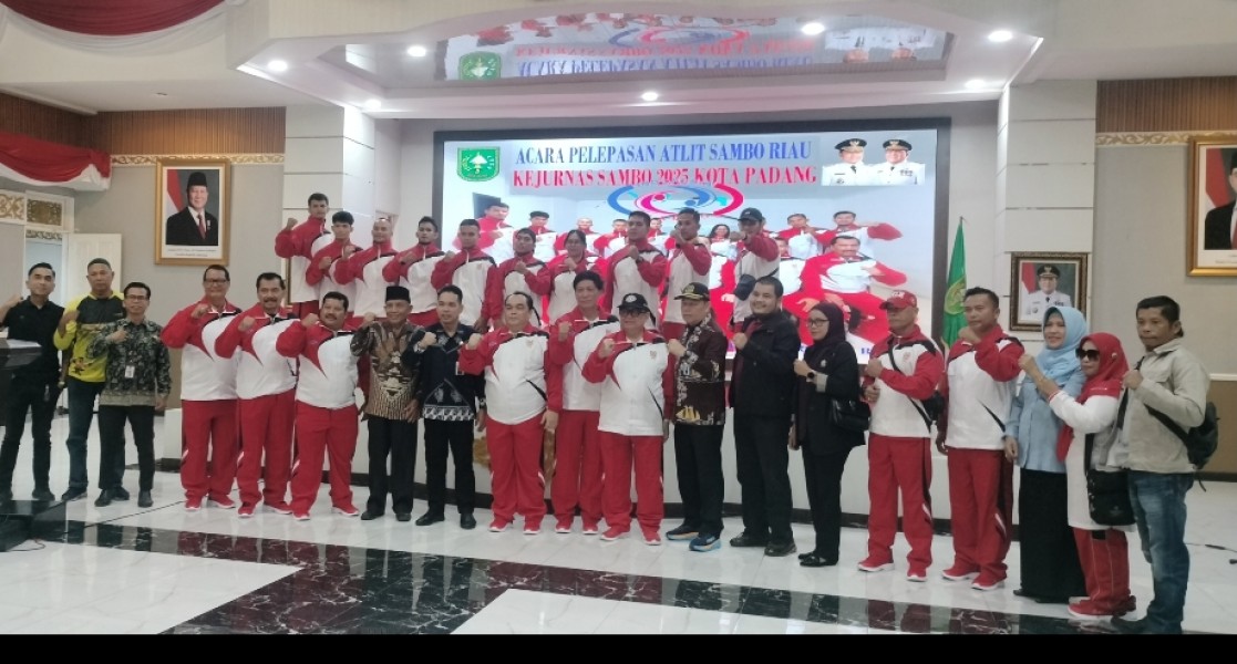 Lepas 10 Atlet Sambo ke Kejurnas di Padang, Kadispora Riau: Selamat Bertanding, Bawa Pulang Prestasi!