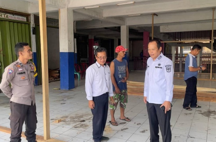 Wawako Azhar Hamzah Pantau Proses Pemindahan Sementara Pasar Beringin ke Kincai Plaza